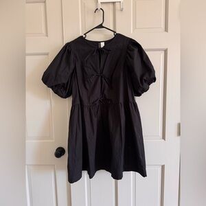 H&M black tie front dress L